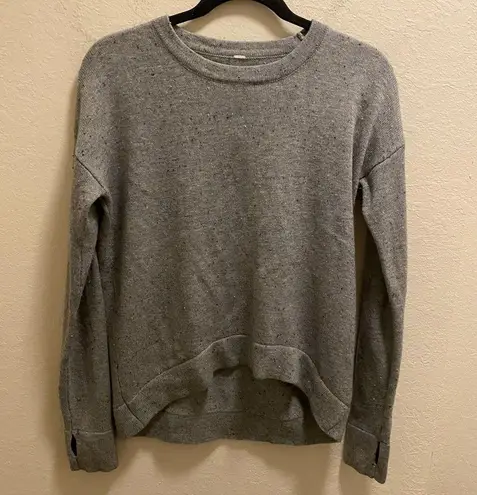 Lululemon  Grey Speckled Merino Wool Yogi Crew Sweater Size 8