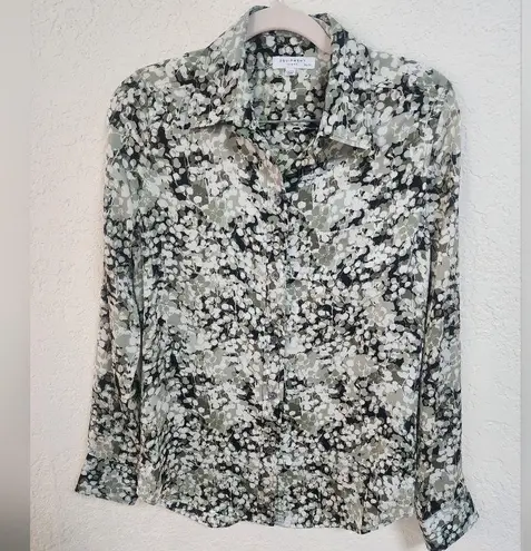 Equipment Femme Vert Mili Multi Print Satin Brett Shirt