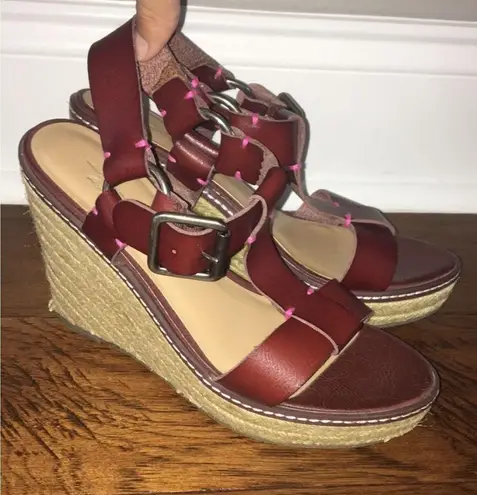 American Eagle  leather wedges size 9