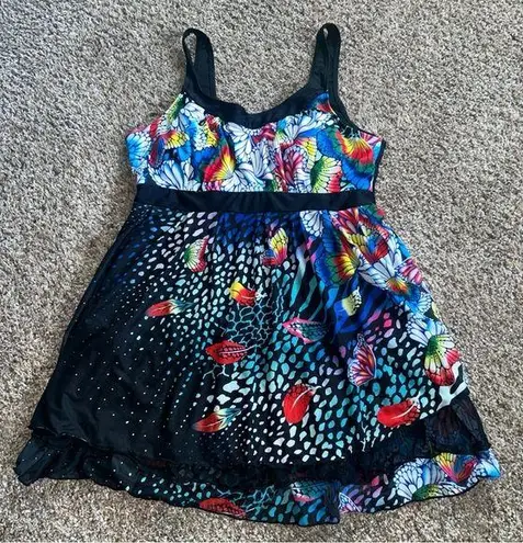 Beautiful Women’s Flowy Unbranded Tankini Top Only Sz Large