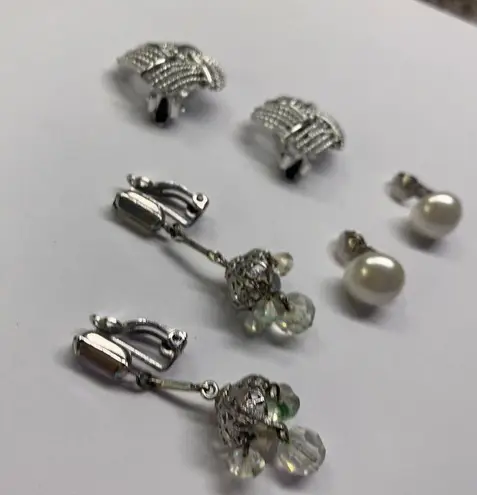 Lot Of 3 Signed Vintage Costume Earrings Clip On Lewis Segal, Lisner, Sarah Cov