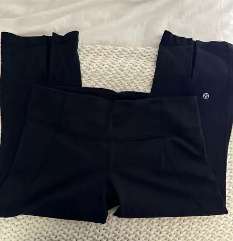 Lululemon Cropped Low Rise Leggings