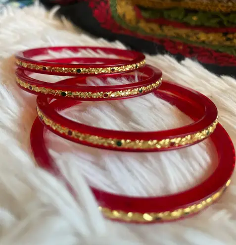 Red Bracelets / Bangles Set