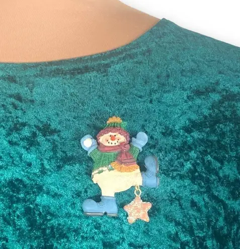 Vintage Snowman Brooch Holiday Resin Snowball Attached Glitter Star Festive Blue