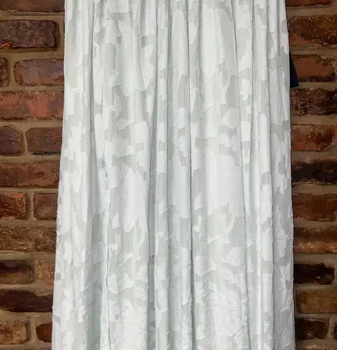 NWT Lulus Sweet Sophistication Sage Green Burnout Floral Maxi Dress Size Medium