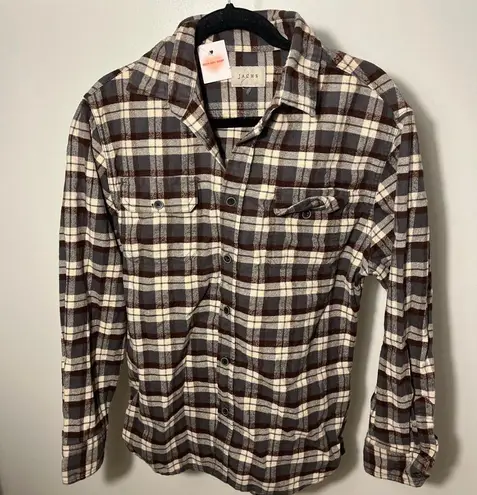 Jachs Plaid Button-Up Shirt & Vans Long Sleeve Shirt