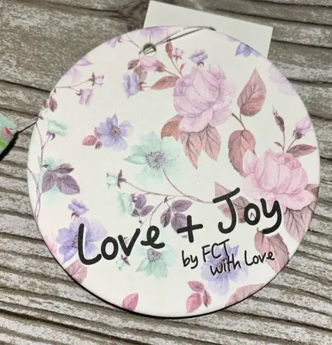 Love + Joy Womens Full Circle Sheer Flutter Sleeve Top, XL - New!