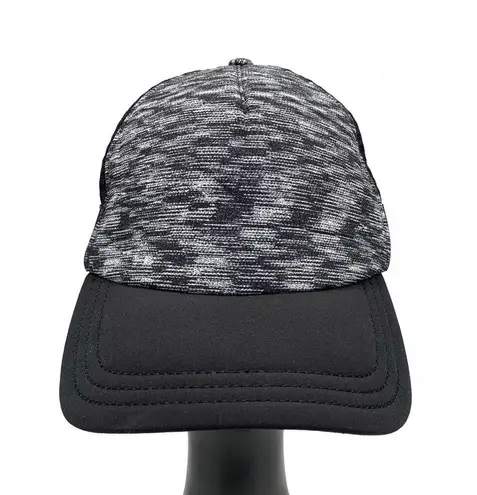 Lululemon  What’SUP Trucker Hat Black Grey White