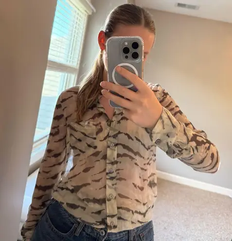 Equipment Femme Silk Tiger Print Button Down | Size: XS