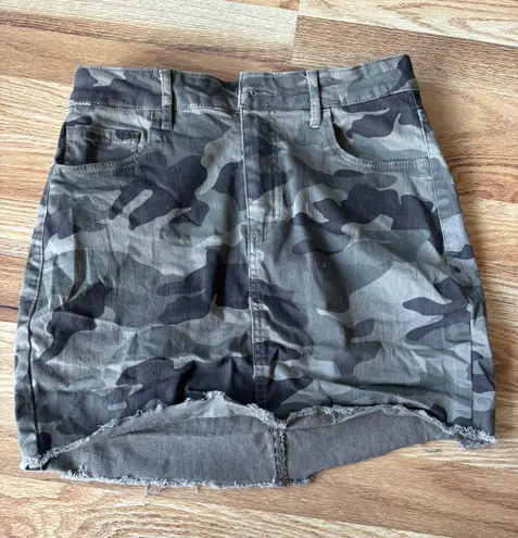 Garage Mini Skirt Size Small