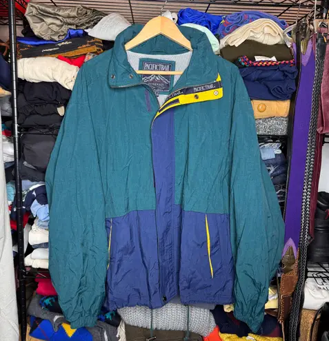 Vintage Pacific Trail Windbreaker Jacket with Hoodie Adult size XL Multiple