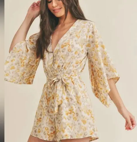 SADIE & SAGE Girl From Ipanema Romper – Taupe Gold – Size Small Tan