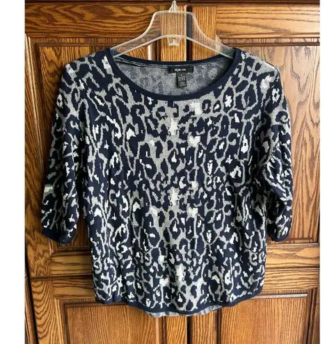 Style & Co . 3/4 Sleeve Rounded Bottom Leopard Print Sweater, Animal Size Small