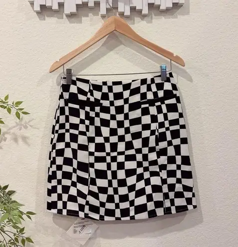 J.ING Black White Mini Skirt Size M NWT Size M