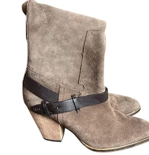 Dolce Vita Hawthorne Western Tall Suede Boot Tan Size 9