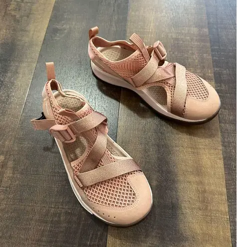 Chacos Chaco Women's Metallic Rose Odyssey Sandals Size 7