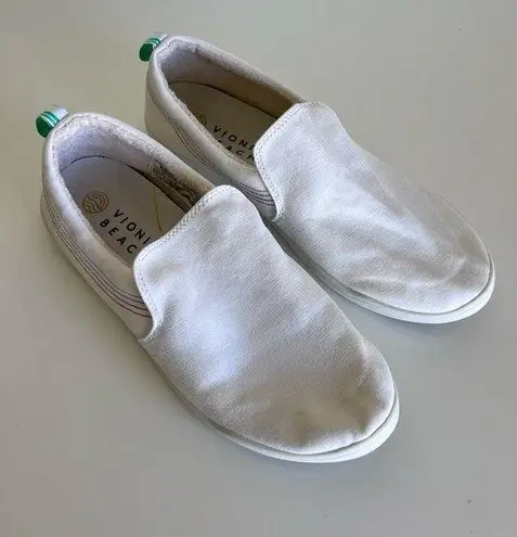 Vionic  Beach Marshall Slip On Sneaker