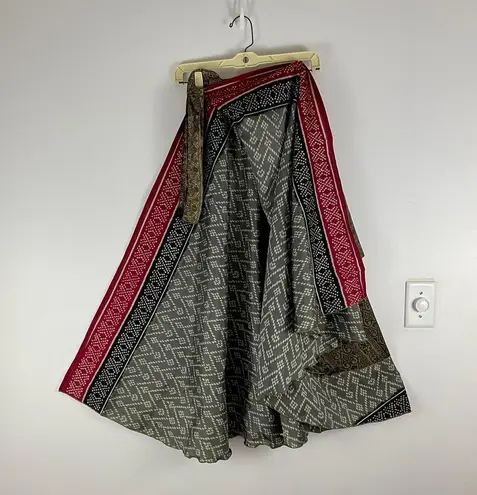 Reversible Maxi Wrap Skirt BINS802