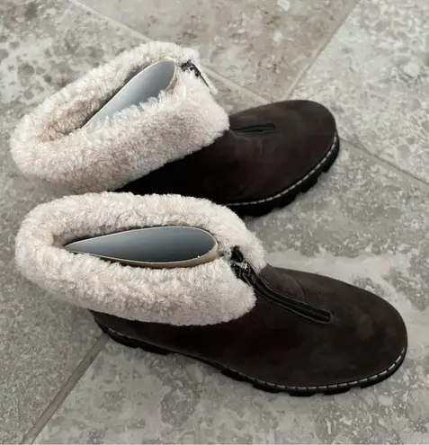 La Canadienne Abba Suede Shearling Waterproof, Brown Size 5M NEW Retail $585