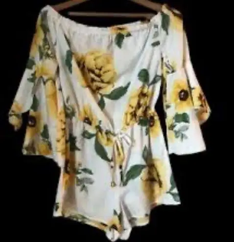 Hint of Blush  Off Shoulder Romper 
Sunflower Ruffled Bell Sleeve Size XL