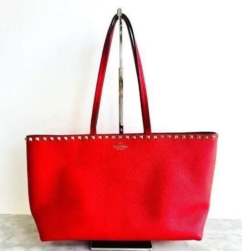 Valentino Garavani Trapeze Rockstud Shoulder Tote Red Grained Calfskin Leather
