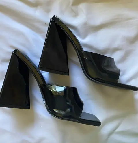 Black Chunky Heels Size 7