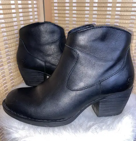 Born Shoes Born Leather Aisley Western Side Zip Black Ankle Boots 