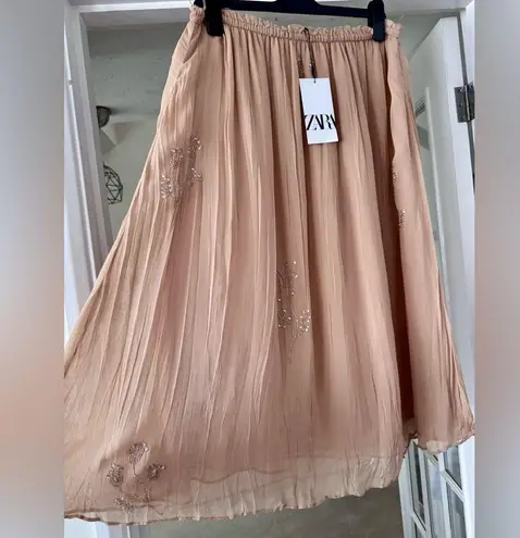 ZARA  NWT embroidered floral appliqués embellished flower mesh midi flowy skirt - Image 4