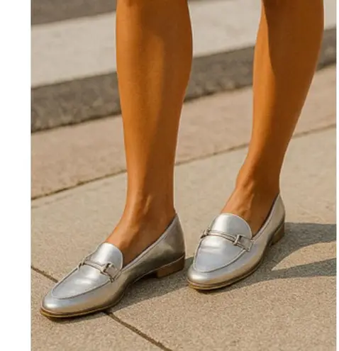 Rohb Joyce Azria Loafers Flats Metallic Silver Classic Miami Resort Luxury Yacht Size 10