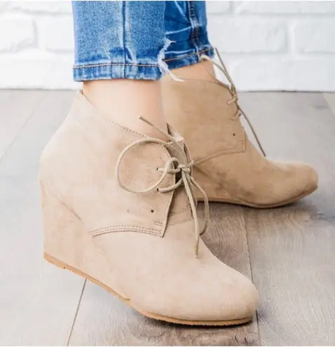 Bella Marie  Sally-15 Wedges