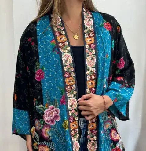Johnny Was extremely heavily embroidered Harriet Short Kimono NWT RARE