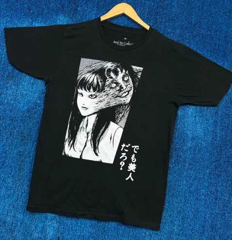 Ripple Junction Junji Ito Uzumaki Azami Kurotani Horror T-Shirt Size Medium