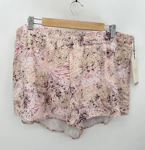 infinity CALIA Shorts Women XXL NWT Pink Textured Mid Rise  Run Activewear