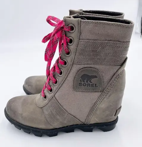 Sorel  Lexie Wedge Boots Quarry Grey Fuchsia Pink Lace Up Winter Booties Size 6