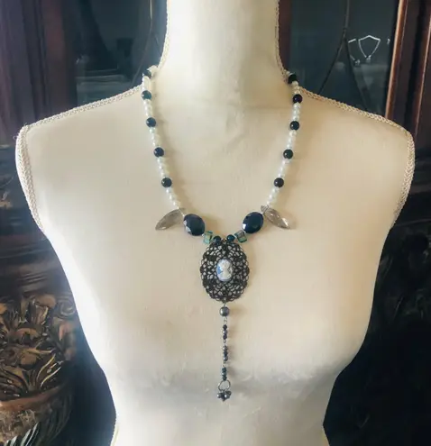 Handcrafted filigree cameo black agate Czech glass pearl necklace