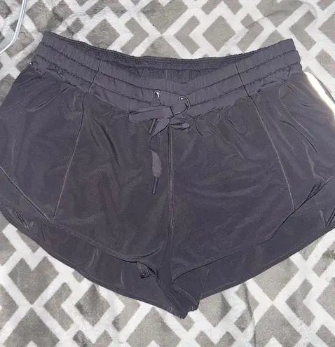 Lululemon Hotty Hot Short 2.5”