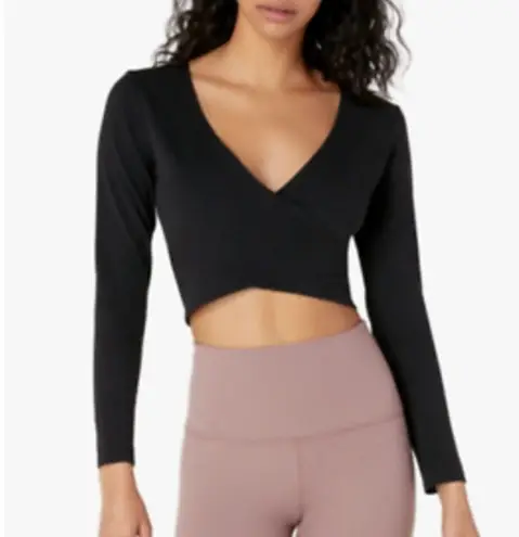 Beyond Yoga  Graceland Wrap Surplice Cropped Long Sleeve Top Black