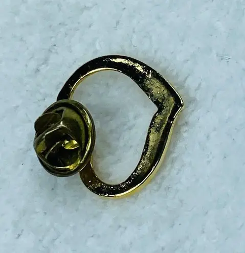 Gold Color Metal Open Heart Shape Tie Tack Lapel Jewelry Pin Brooch