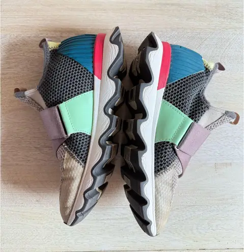 Sorel Kinetic Sneakers Soft Taupe Multi Color