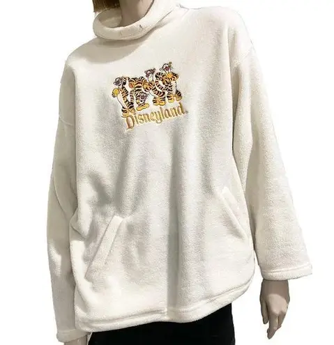 Disneyland Winnie The Pooh Fleece Sweatshirt L