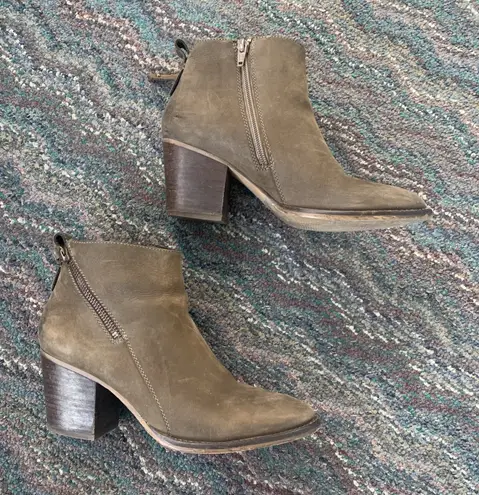 Blondo Waterproof Leather Heeled Booties