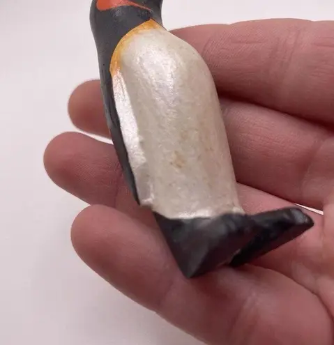 Handmade Hand Crafted Wood Costume Jewelry Brooch Pin Penguin Bird