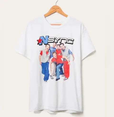 NWOT Junk Food Clothing NSYNC 1999 US Tour Flea Market Tee XL White