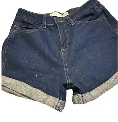 Denim & Co Women’s Denim Co Blue Short Shorts with Cuffs Size 6 Sku 2549