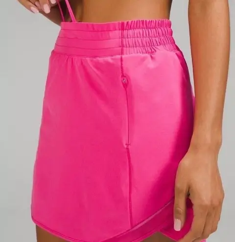 Lululemon NWT  Hotty Hot HR Sonic Pink Skirt Size 2 Shorts Underneath