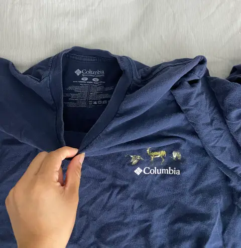 Columbia Dark Blue Long Sleeve Shirt