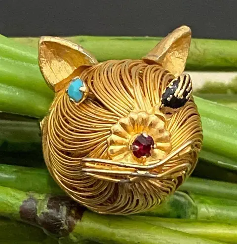 Head Vintage Unsigned Gold-tone Wired Cat CZ Stones Small Cat Brooch