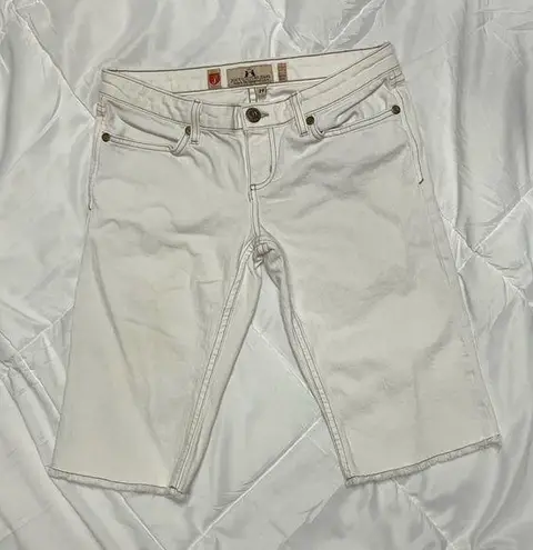 Juicy Couture Vintage  White Bermuda Jeans