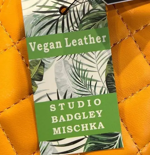 Badgley Mischka NWT Mustard Yellow Small Quilted Zip Around Coin Purse Wallet