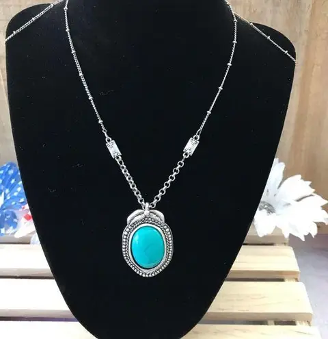 American Eagle AEO Turquoise Stone Necklace Pendant Deco Chain